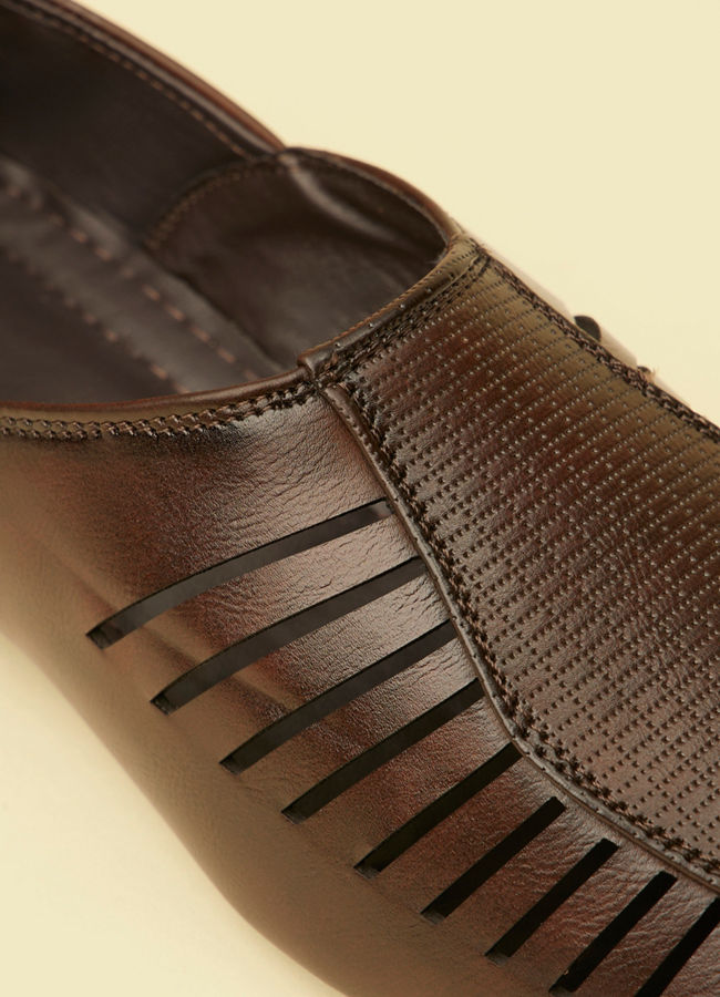 alt message - Manyavar Men Dark Brown Loafers Style Shoes image number 1